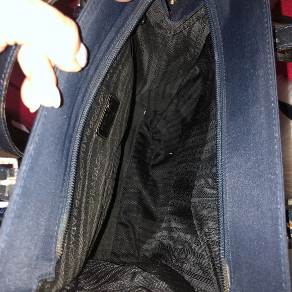 Prada bag - Picture 8 of 8